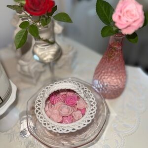 Soft Rose wax melt & ceramic basket